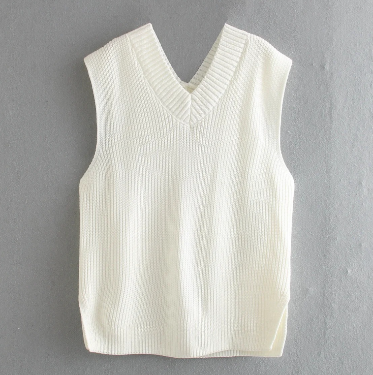 Noel Knitted Sleeveless Sweater