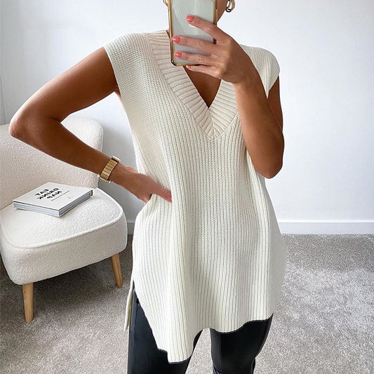 Noel Knitted Sleeveless Sweater